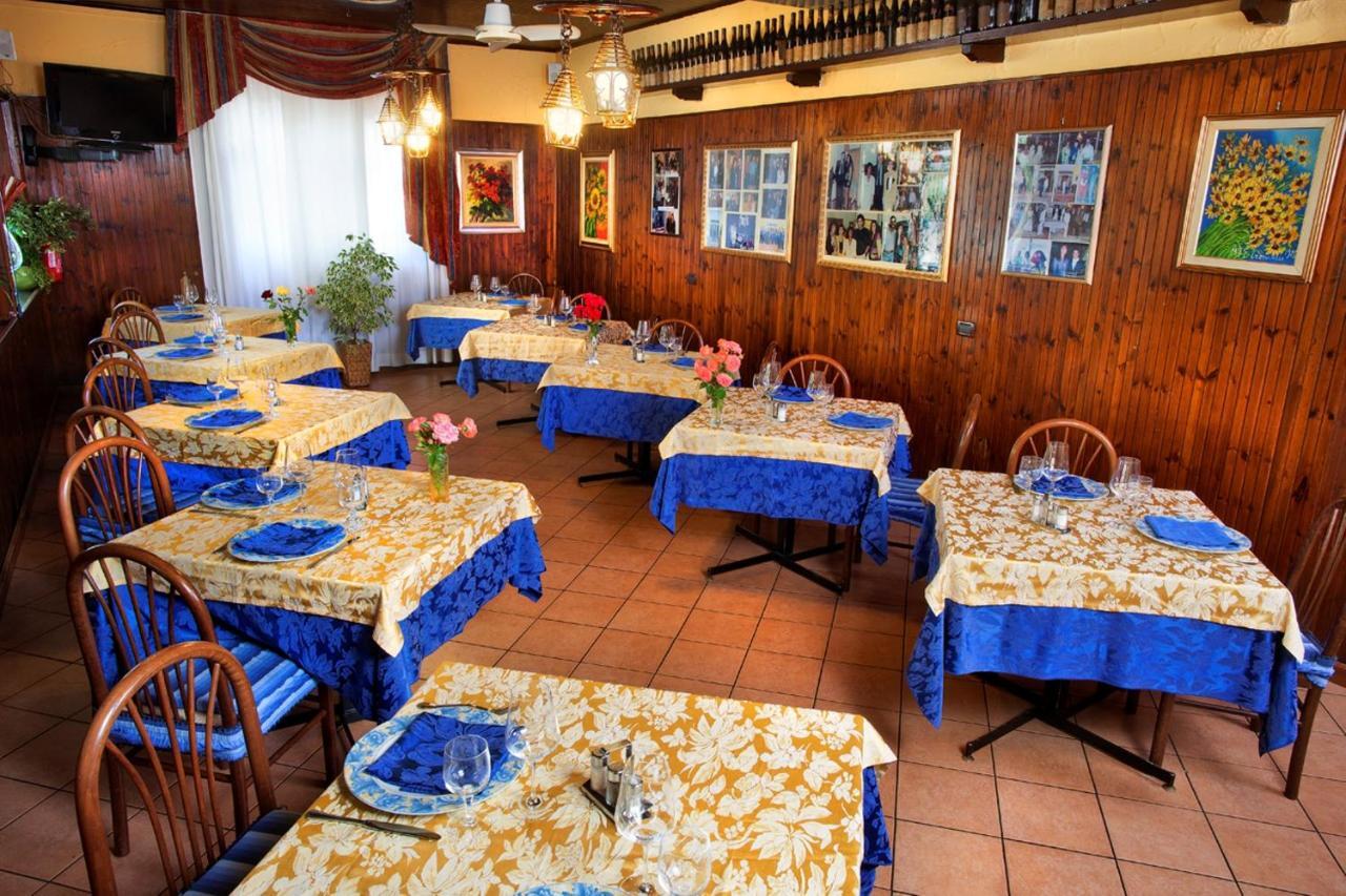 Hotel La Ruota Pianfei Exteriér fotografie